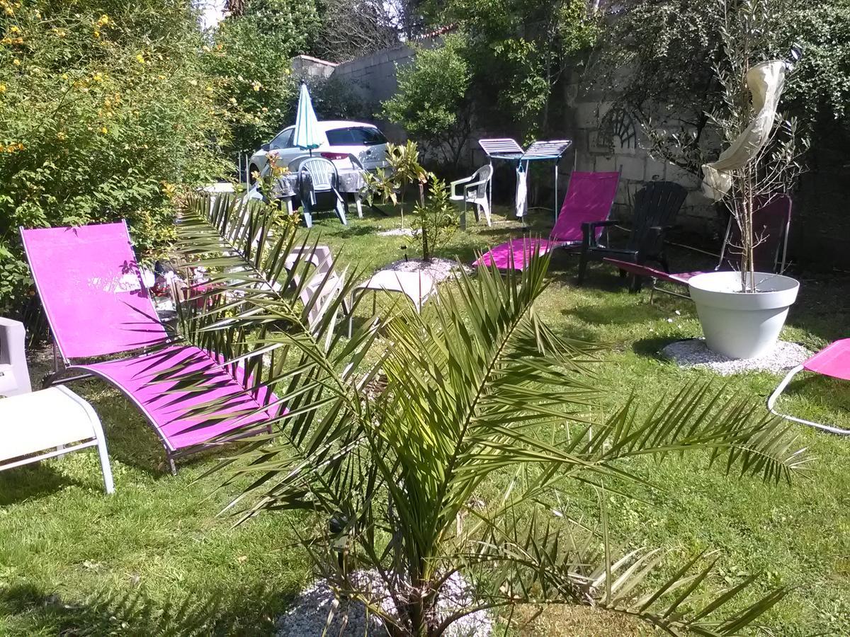 Le Parisien Hotel Saintes Kültér fotó